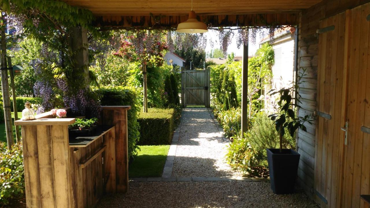 'T Voske Bed & Breakfast De Haan Bagian luar foto